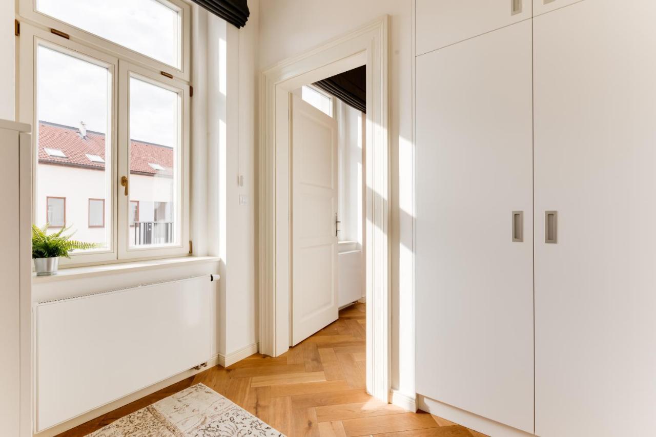 Andel Design Duplex, Ac, Garage Apartment Prague Exterior photo