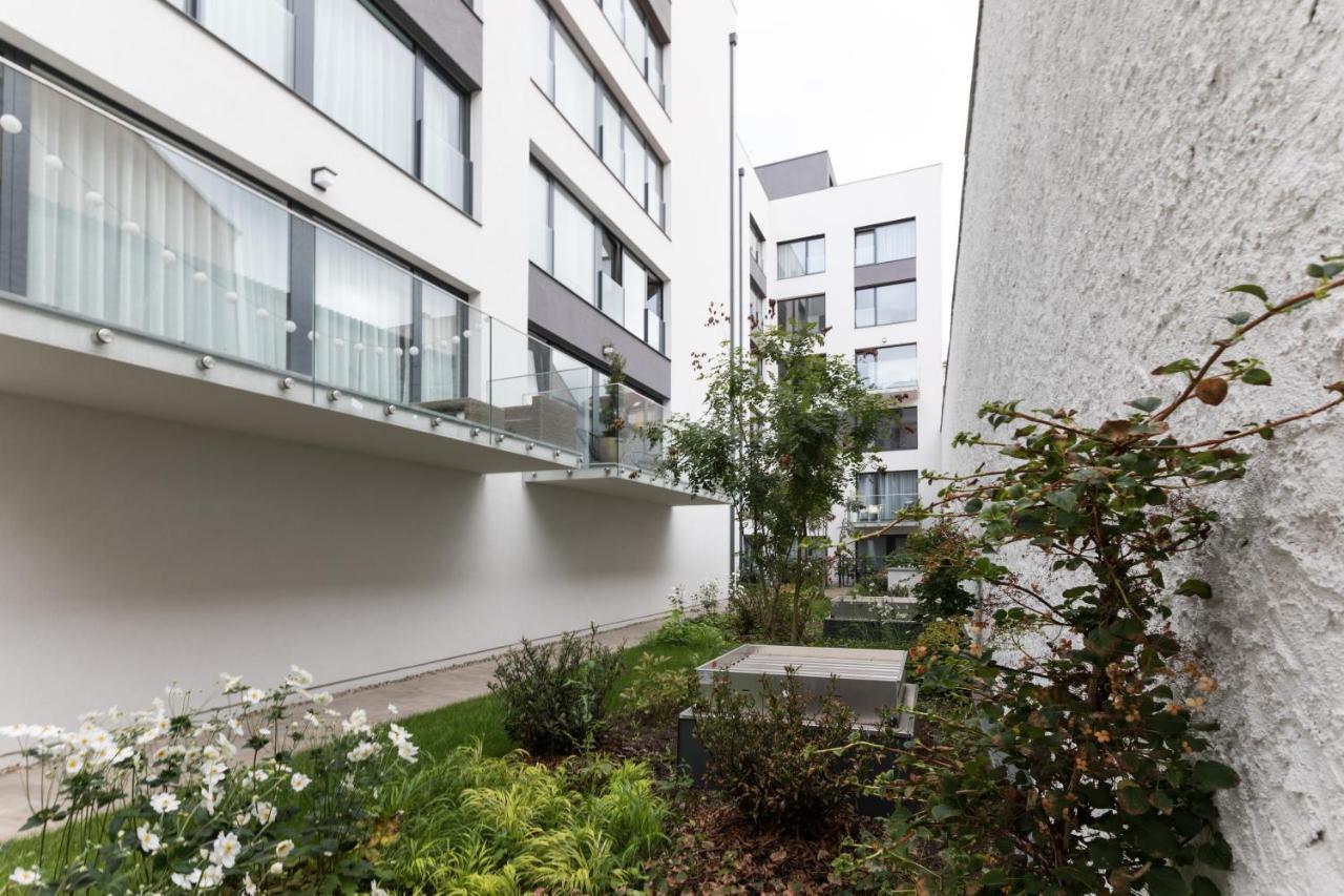Andel Design Duplex, Ac, Garage Apartment Prague Exterior photo